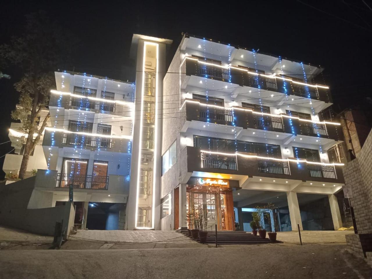 Sagrika Resort Dalhousie Buitenkant foto