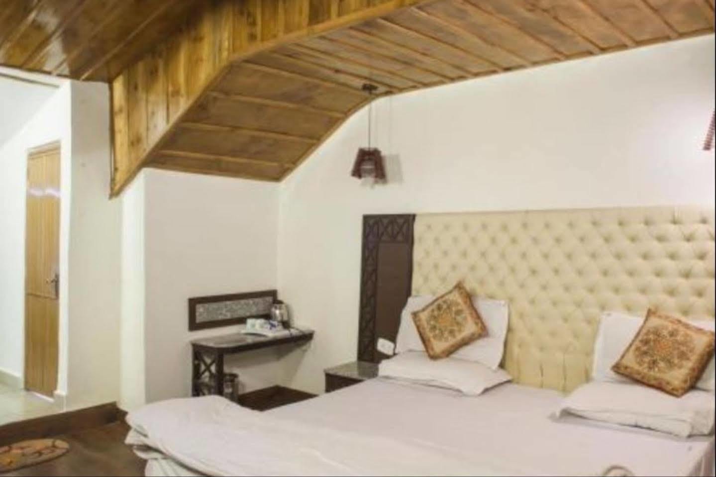 Sagrika Resort Dalhousie Buitenkant foto